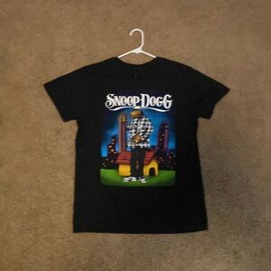 Snoop Dogg tee